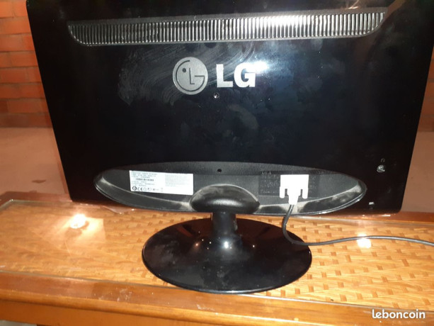 ecran-ordinateur-de-marque-big-1